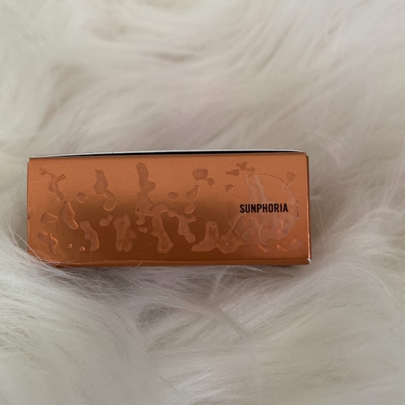 NIB- MAC Cosmetics Eyeshadow in Sunphoria - Picture 4 of 6